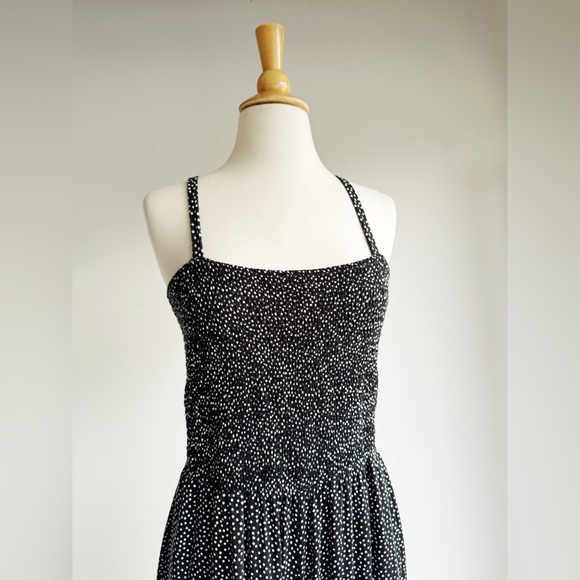 OLD NAVY Smocked Polka Dot Cropped Wide-Leg Jumpsuit Large - Picture 2 of 5